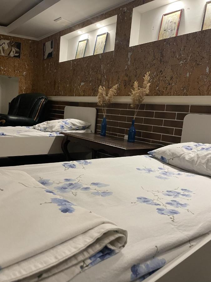 Mang'O Hostel Aktav Dış mekan fotoğraf