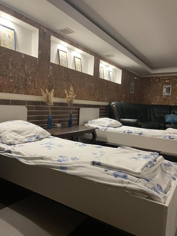 Mang'O Hostel Aktav Dış mekan fotoğraf