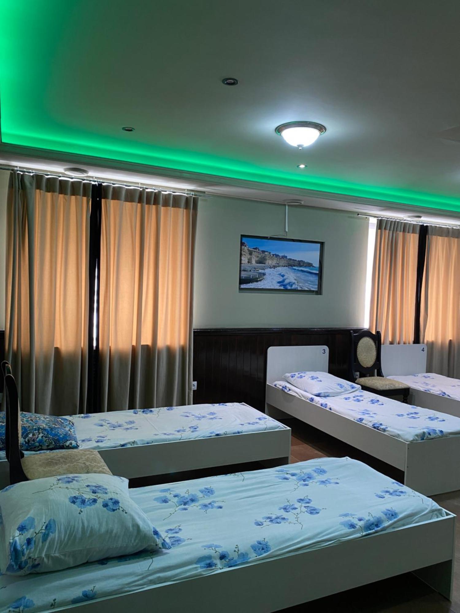 Mang'O Hostel Aktav Dış mekan fotoğraf